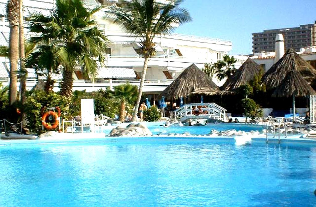 Club Atlantis Aparthotel Ocean View Адехе Екстер'єр фото